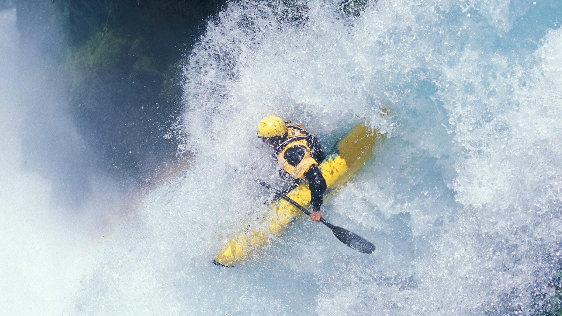 中国青年队出战世界杯 低谷中重燃信心，中国足球青年队夺冠