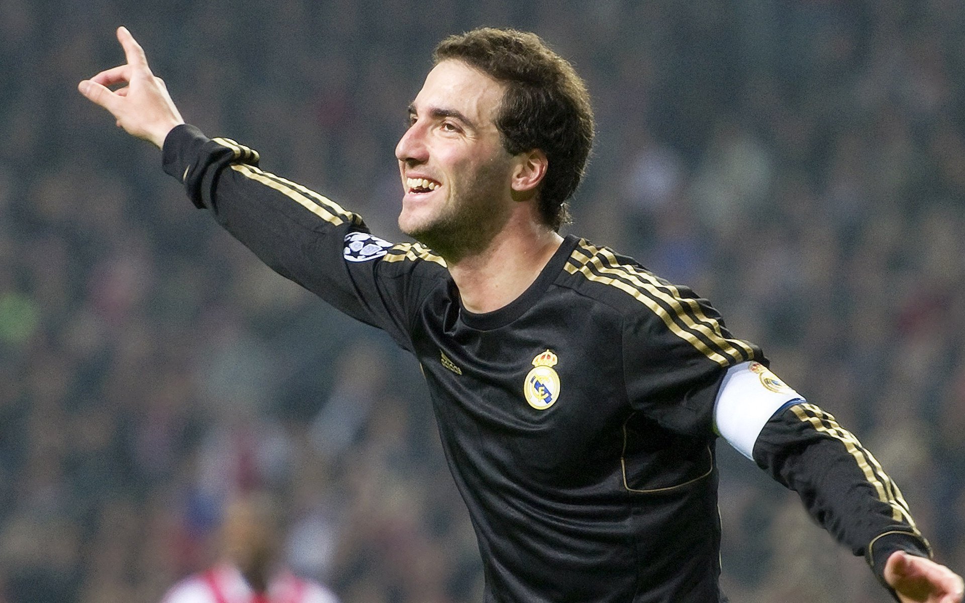 青训考核过于注重短期比赛成绩，青训试训内容